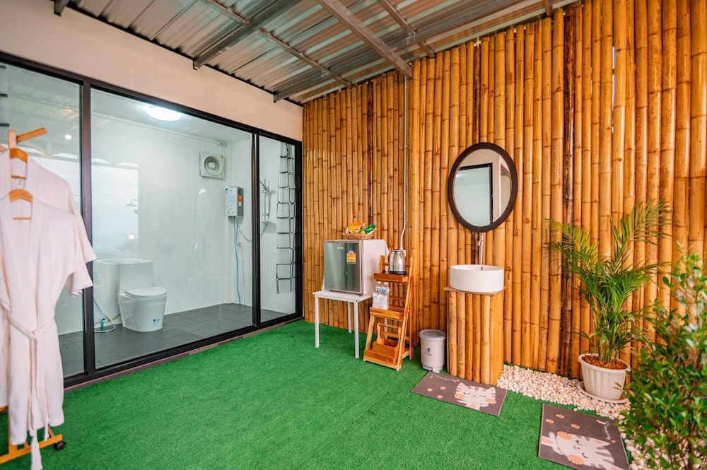 Mankhao Homestay