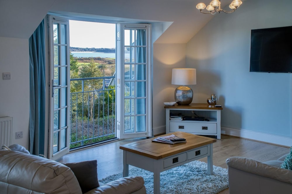 Caldey View Cottage - 1 Bedroom - Penally