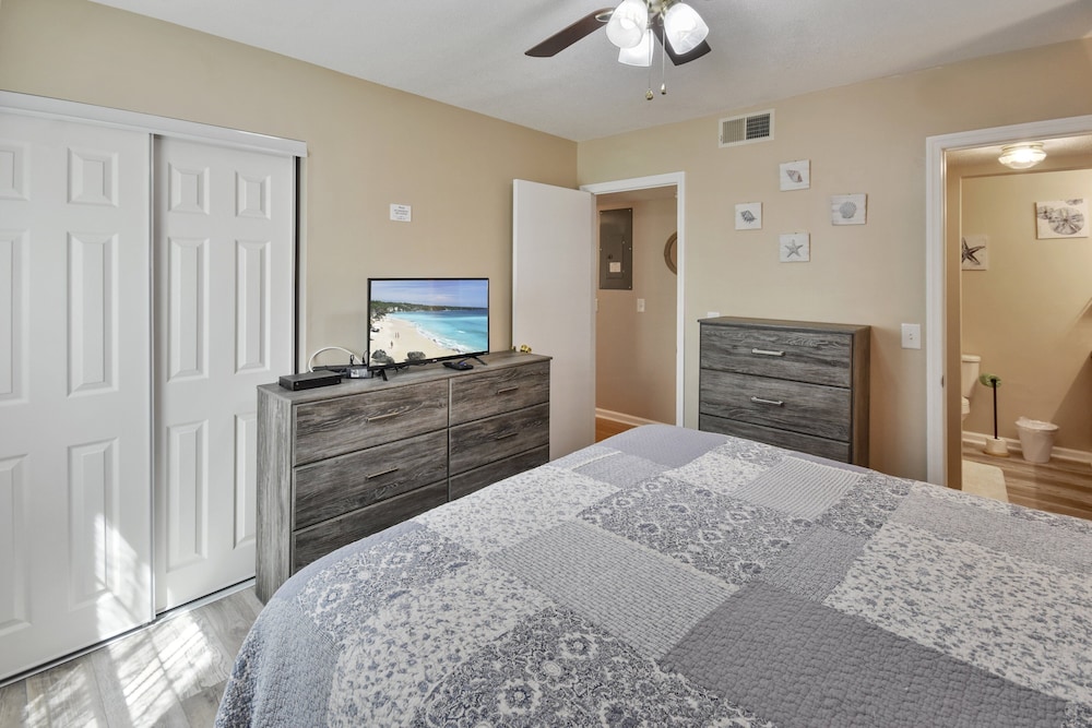 Retreat At Glenns Bay 203e 2 Bedroom Condo