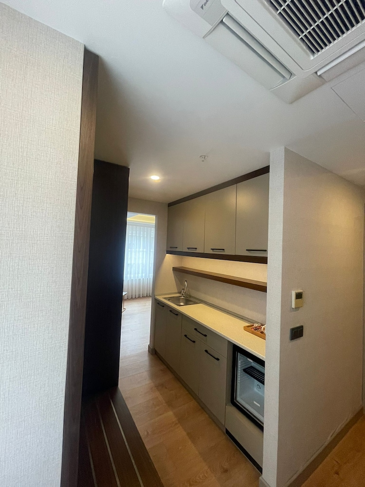 Nevi Otel & Süitler İstanbul Taksim - Image 31