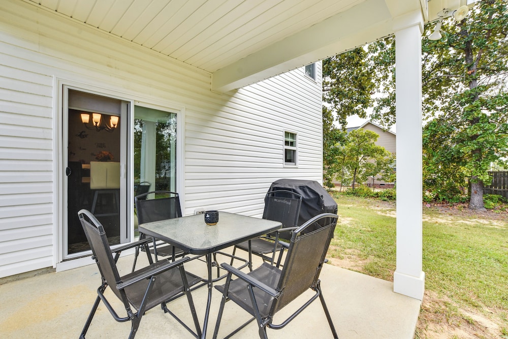 11 Mi to Fort Bragg: Family Home w/ Patio!