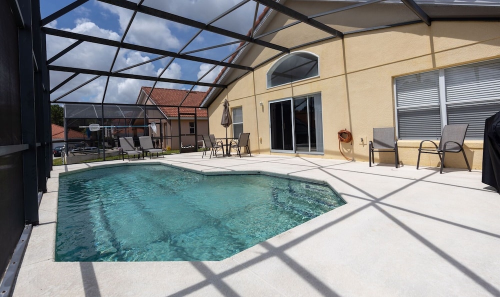 AV340RD 4 Bedroom Charming Villa in Aviana 4 Home