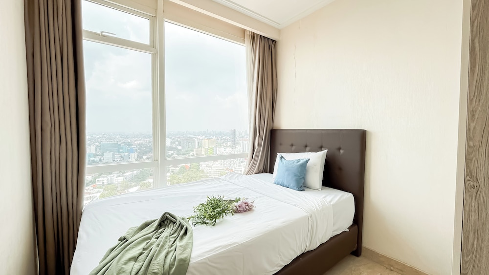 Comfort Living 2Br At Menteng Park Apartment