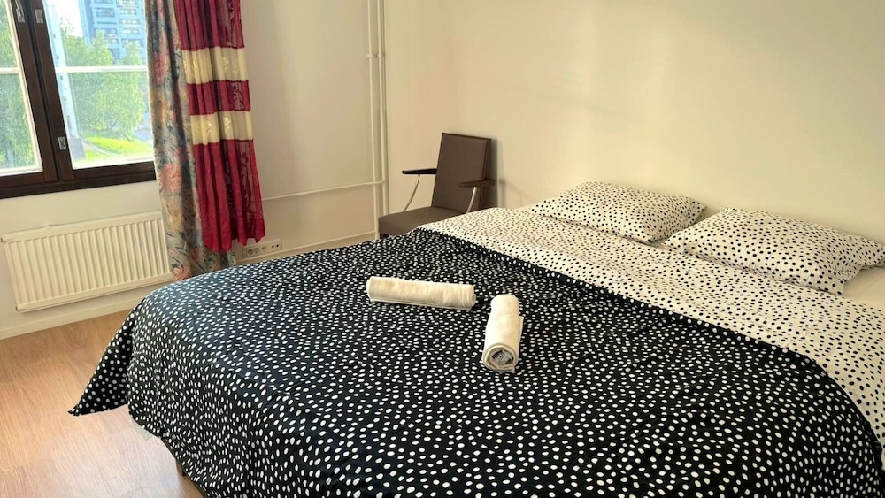 Room-cozy Double Bedroom in Espoo