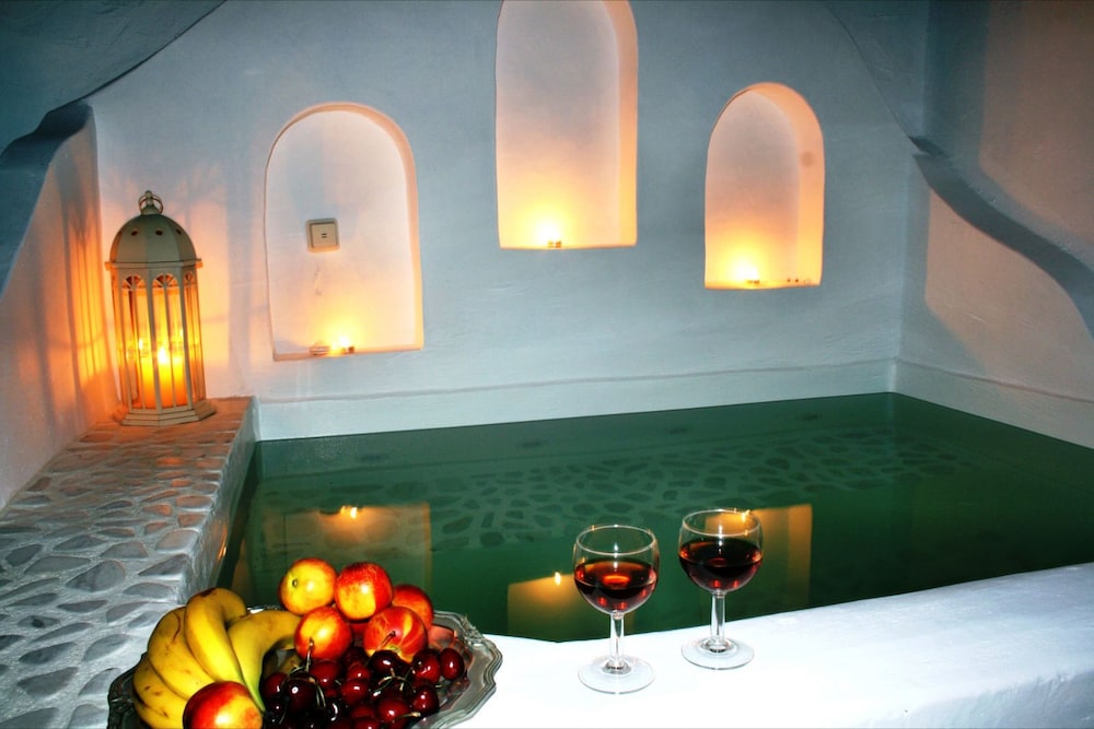 Mariakis Studios photo 5