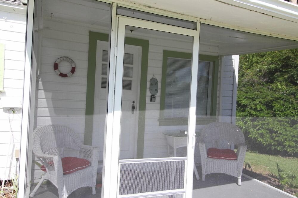Indian River Lagoon Waterfront Cottages