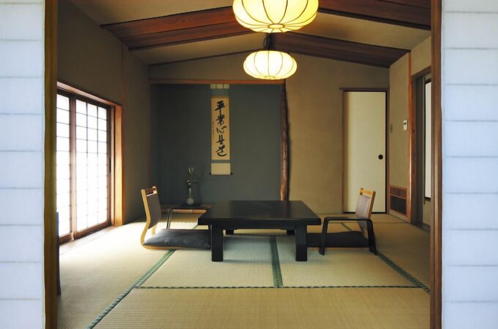 Atami Sekitei
