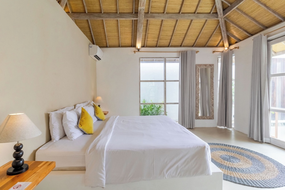 Villa Cocodrilos 2 by Pertama Management