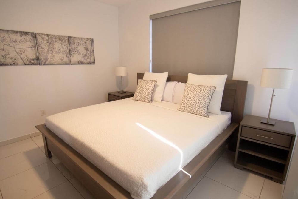 Private 3 Bedroom Villa Near Walking Trail view 3