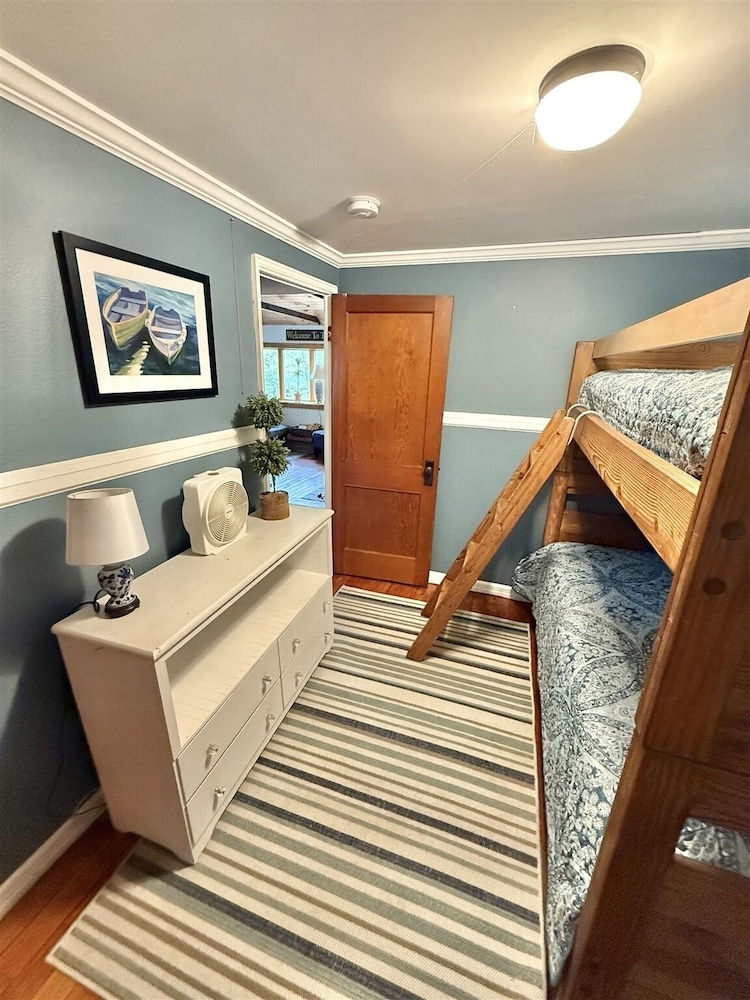 Kendall Cottage Limit 6 3 Bedroom Villa
