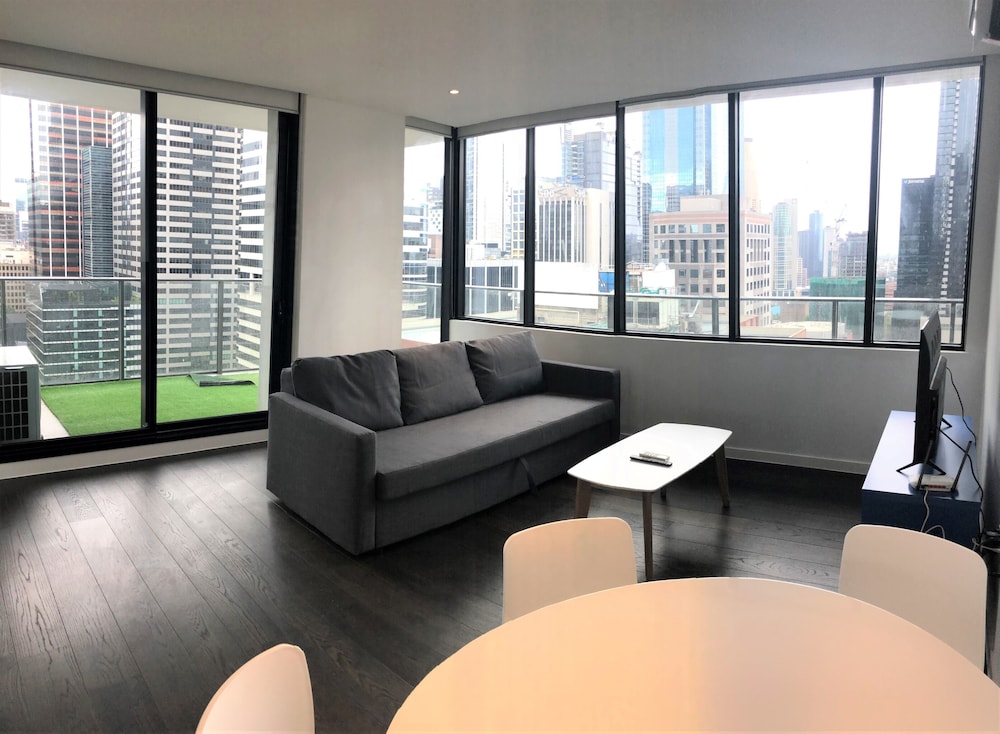 ReadySet Apartments at Upper West Side