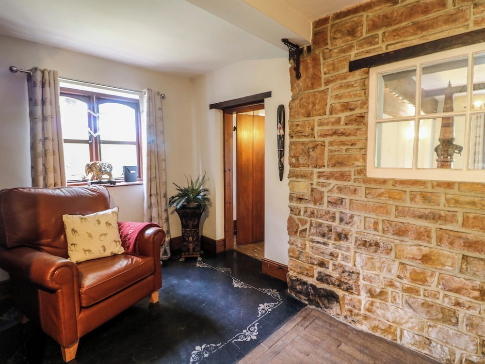 Woodpit Cottage