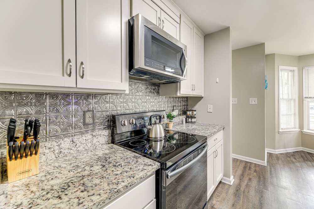 Jacksonville Home By Camp Lejeune, Beaches & More!