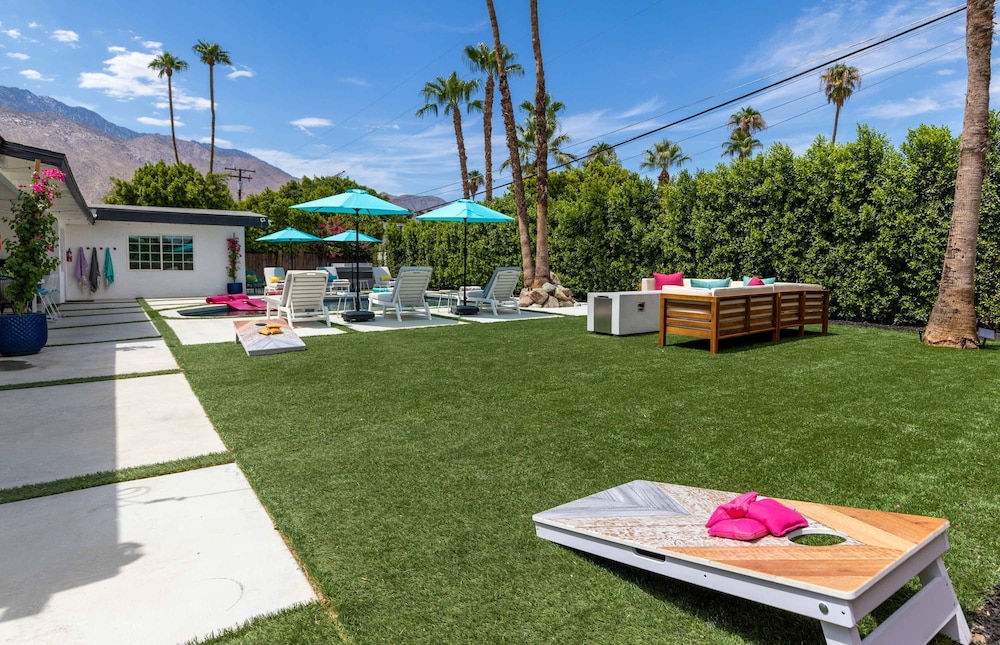 Starlite Safari Where Desert Luxury Meets Mid-century Charm