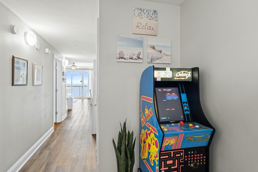 Calypso Beach Resort by Panhandle Getaways