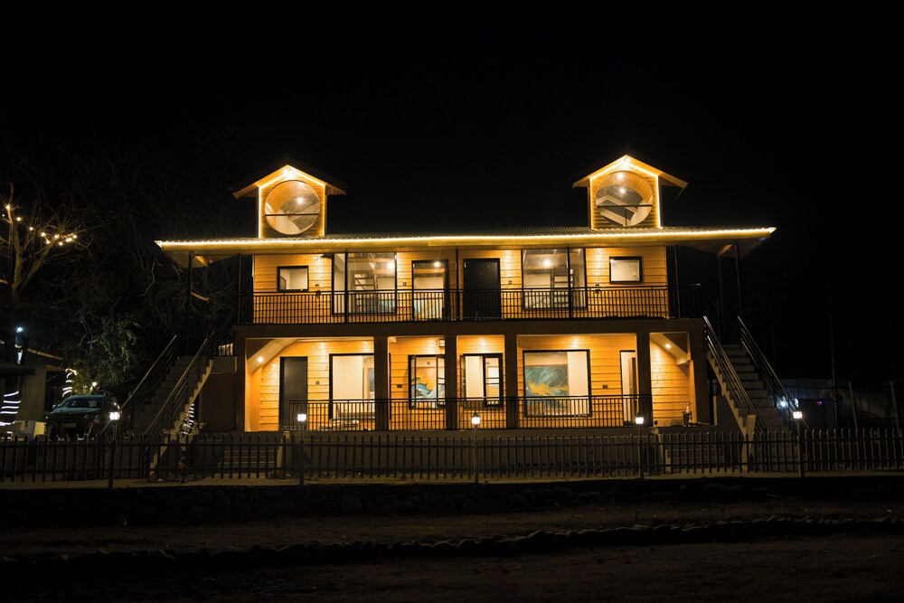 Jade River Resort By Defoy