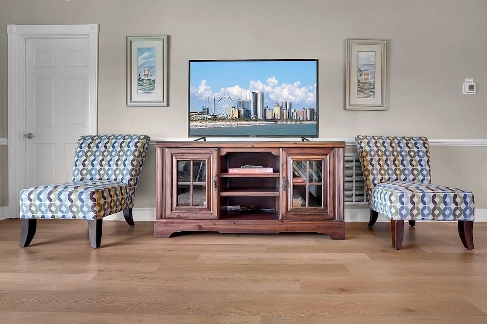 Magnolia Pointe Luster Leaf 4890-301 3 Bedroom Condo