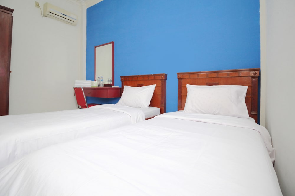 Serena Anggrek Hotel