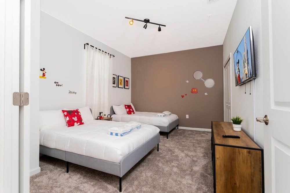 Family Friendly  3Bd Close to Disney @Champions Gate 991