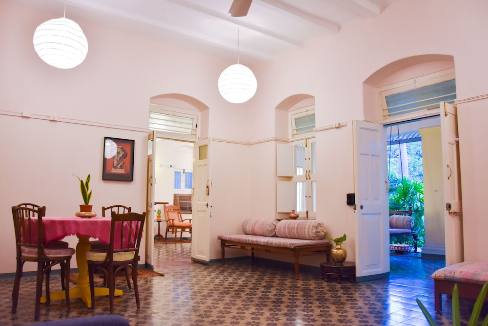 Mangalbag Gallery and Residency