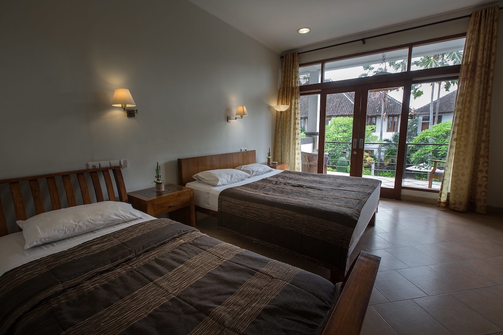 Ecosfera Hotel