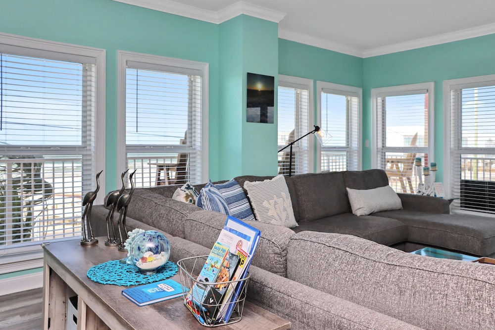 Paradise Shores 200