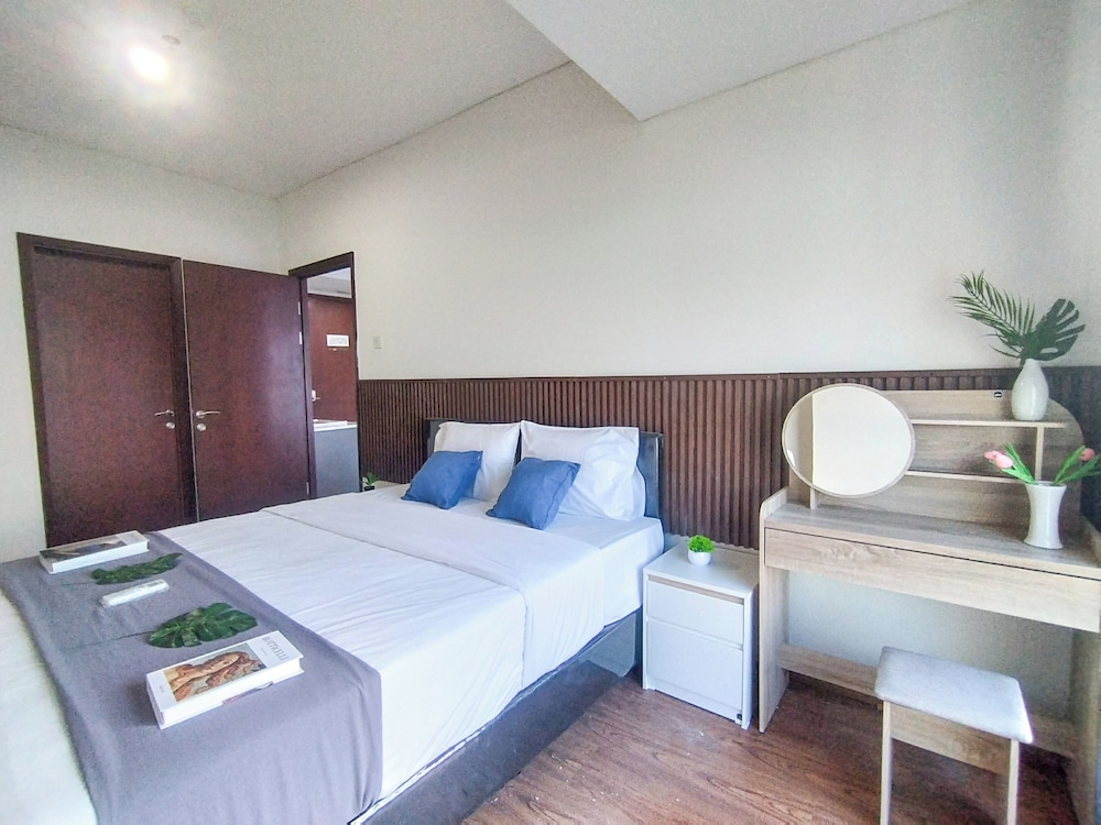 Simple 1Br Near Mall At Grand Sungkono Lagoon Apartment