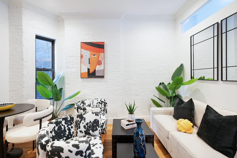 1288-5fs New Renovated 2 Bedrooms in UES