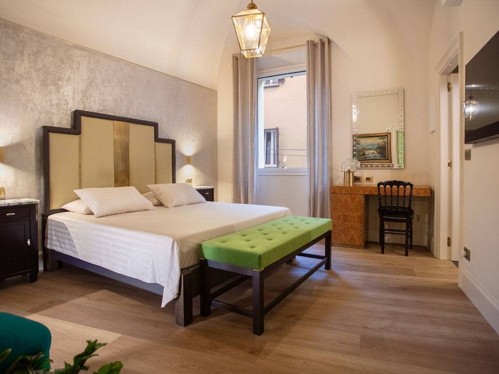 BSTAR Luxury B&B