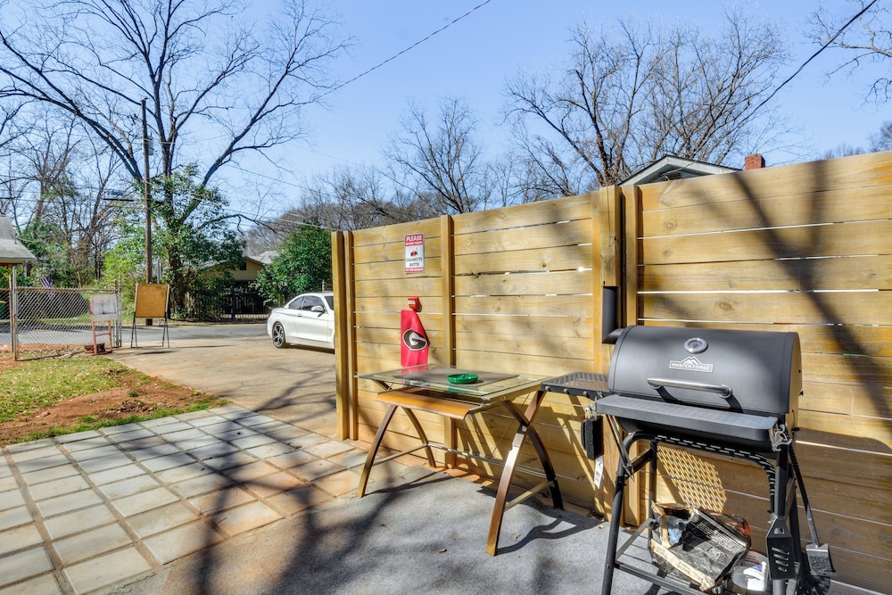 1 Mi to Dtwn & UGA Campus: Cozy Athens Getaway!