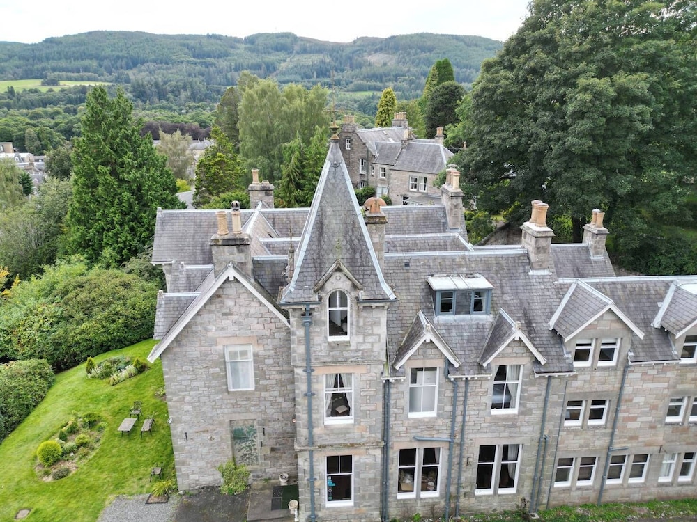 Wellwood Manor Guest House
