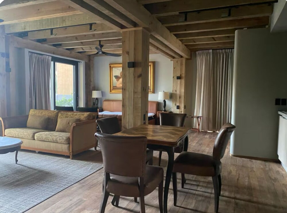 SUITES EN BRISAS DE ZICATELA