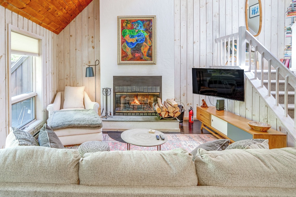 Ski, Hike & More: Year-round Gem in Windham