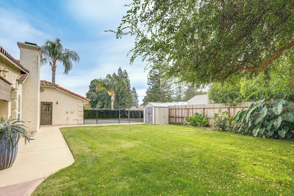 Outdoor Kitchen & Patio! Central Valley Hacienda