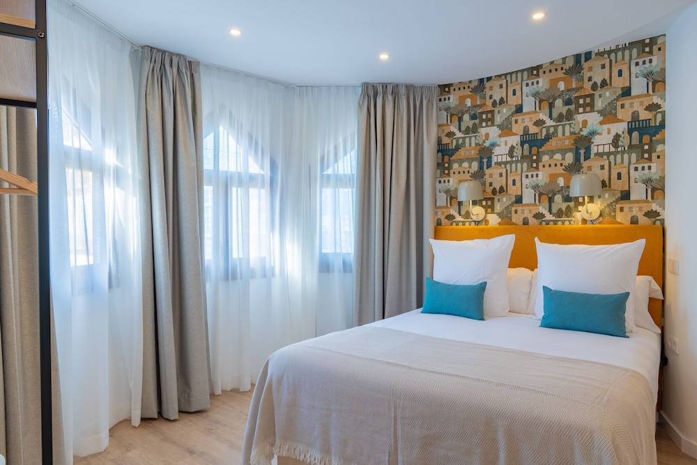 Feelathome Atarazanas Apartments 13