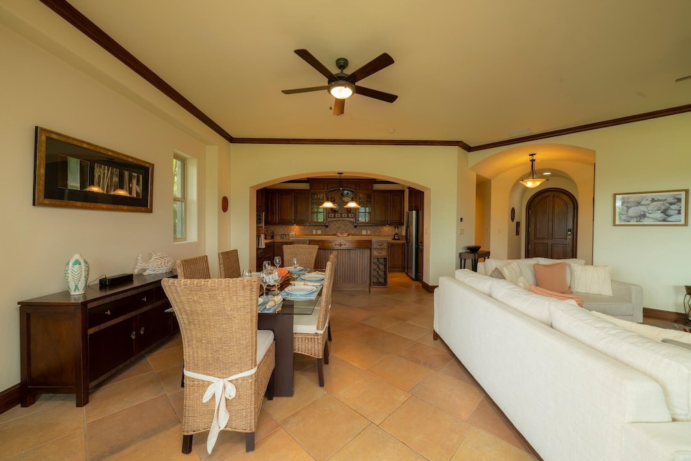 Montebello 2E 3bdrm 3bath Ocean View