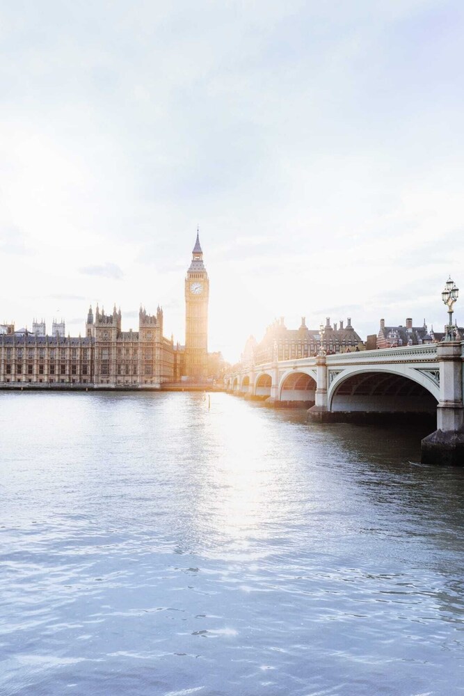 Serene 1BD Flat in Putney