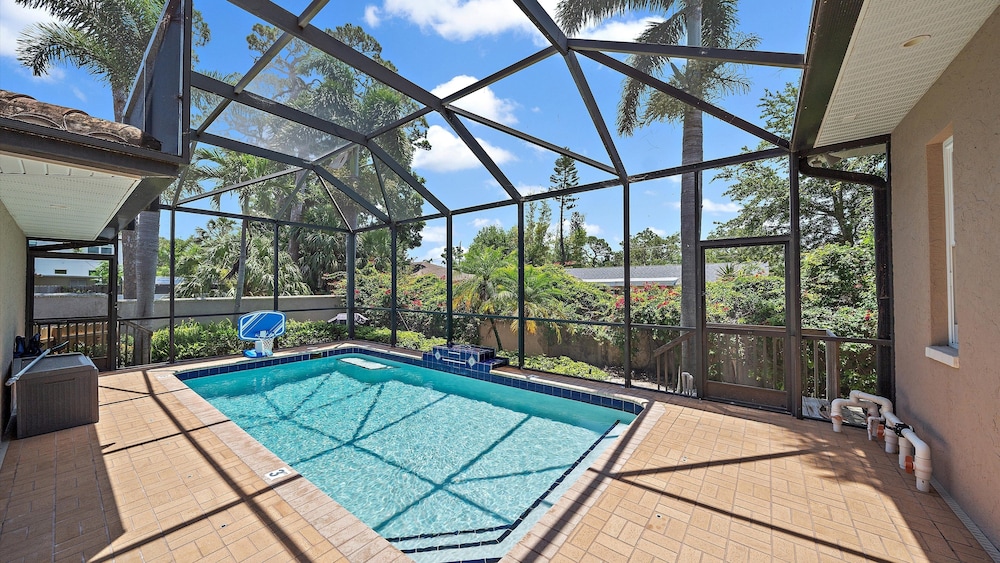 Sapphire Shores 3 Bedroom Home