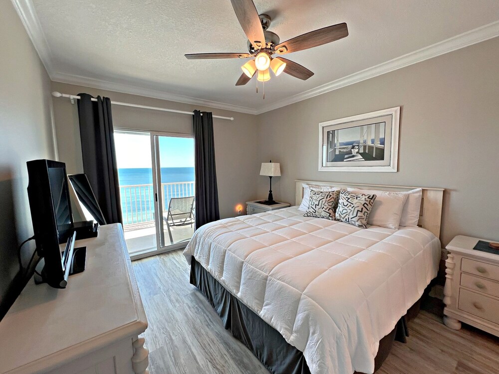 Crystal Shores