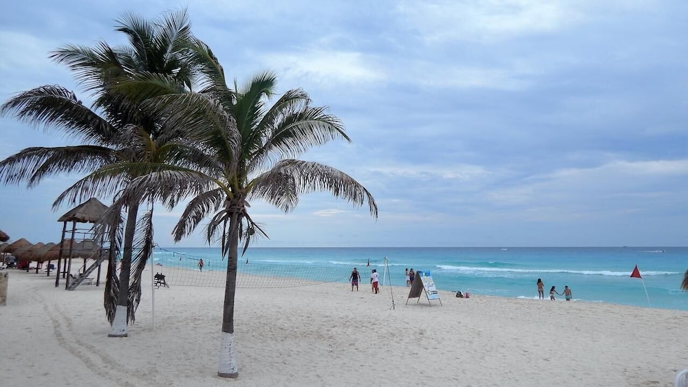 Solymar Cancun Condos