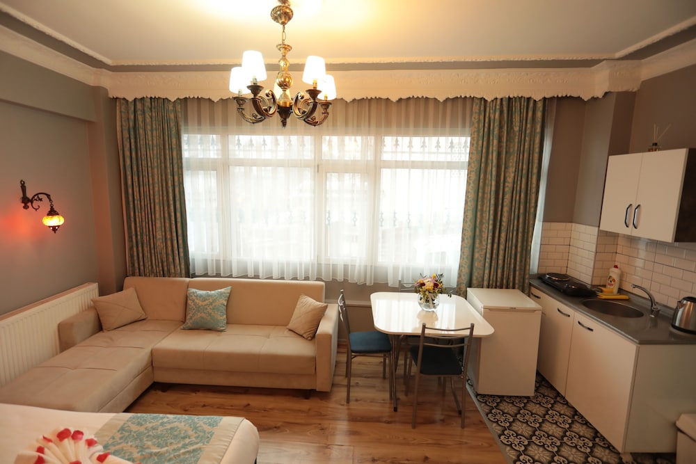 White Pearl Apart - Image 35