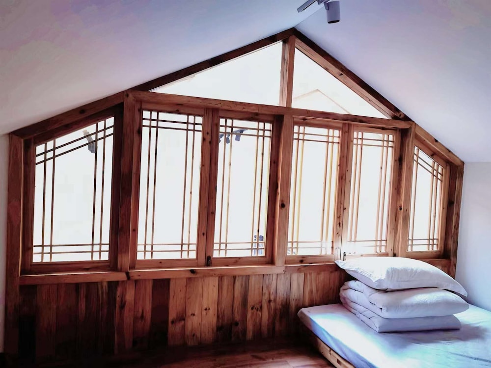 XiangLu YiMo Valley Retreat Guesthouse