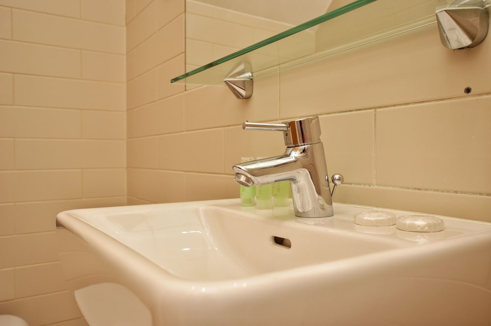 Princes Square Serviced Apartments by Concept Apartments