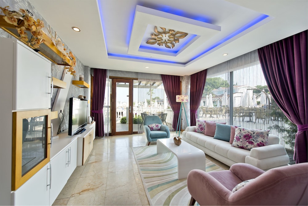 Flora Garden Beach Club - All inclusive