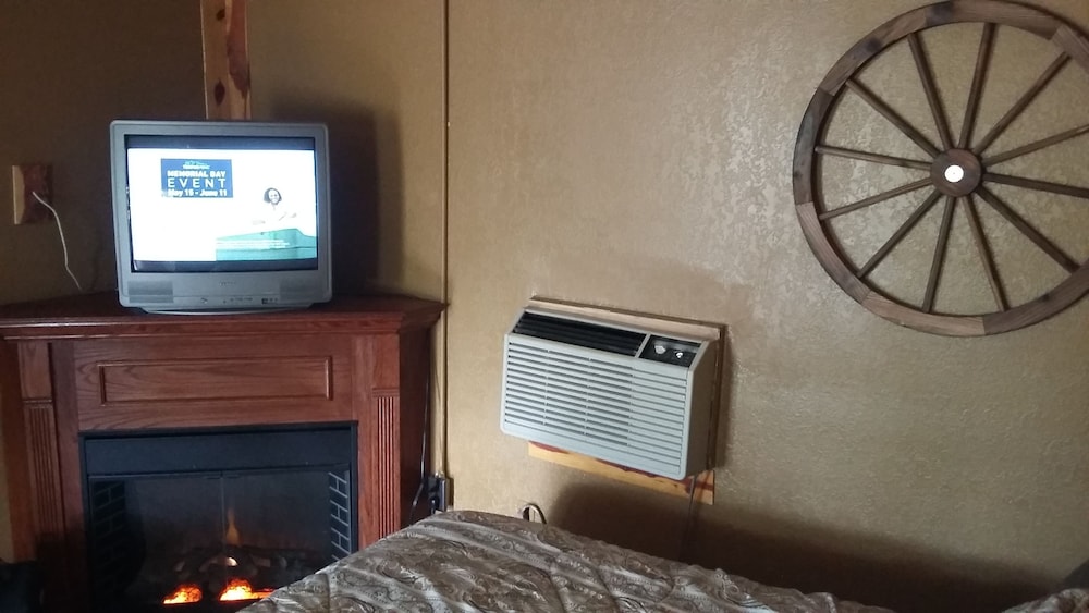 Headwaters Motel