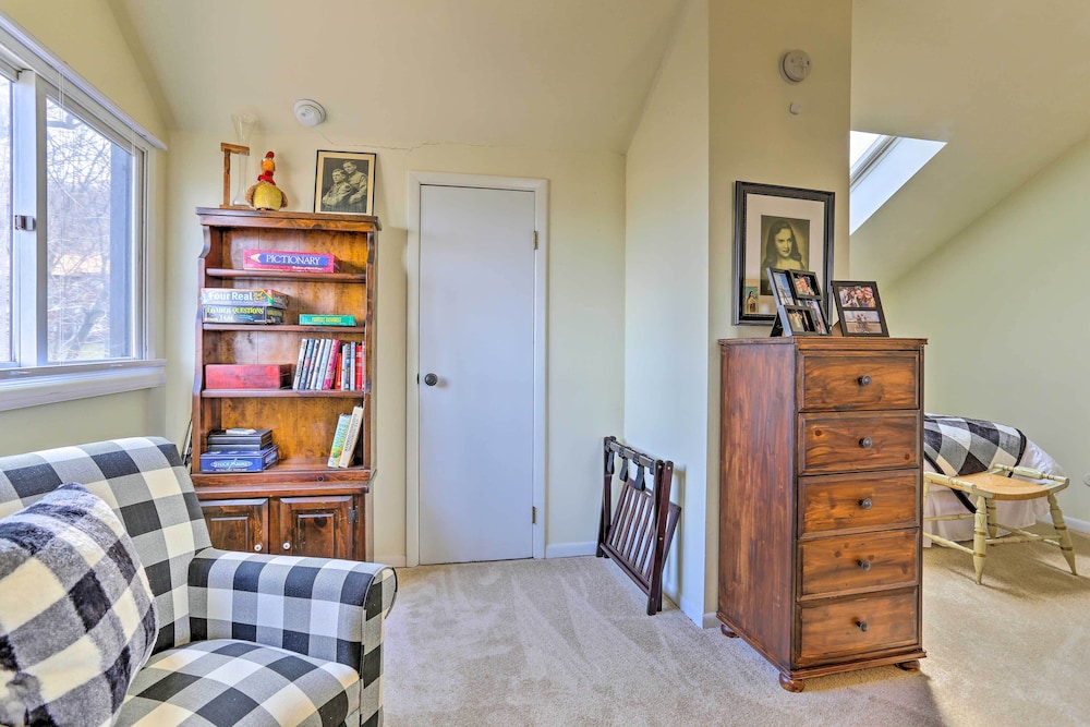 Mountain Creek Condo w/ Grill: Walk to Lifts! view 5
