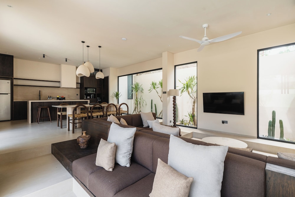 Pala House by Alfred in Bali