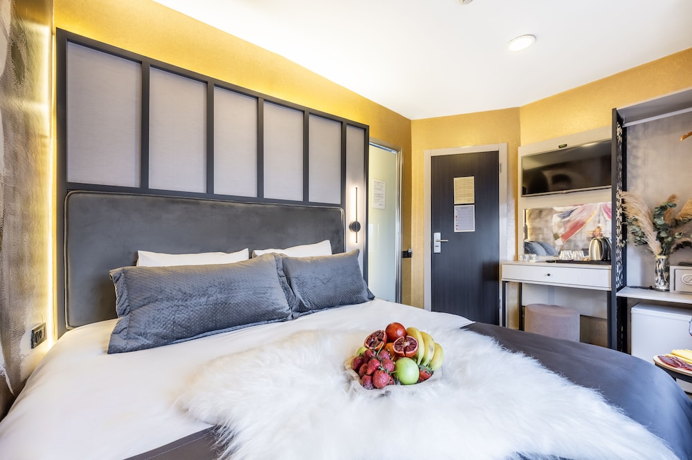 Taksim Terrapia Hotel - Image 18