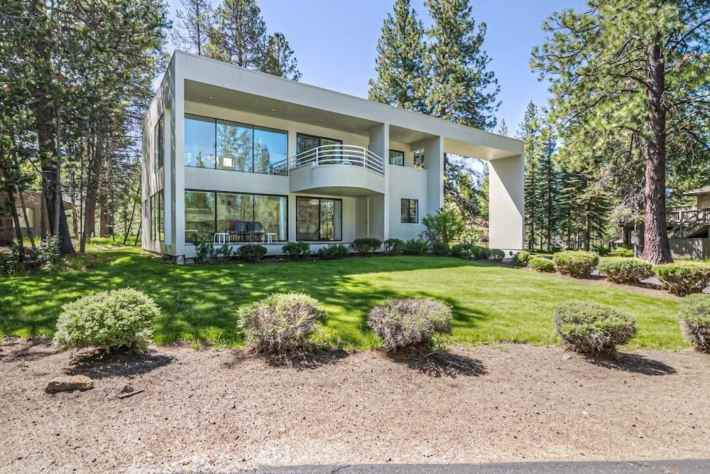 Irish Mountain 4 3 Bedroom Home
