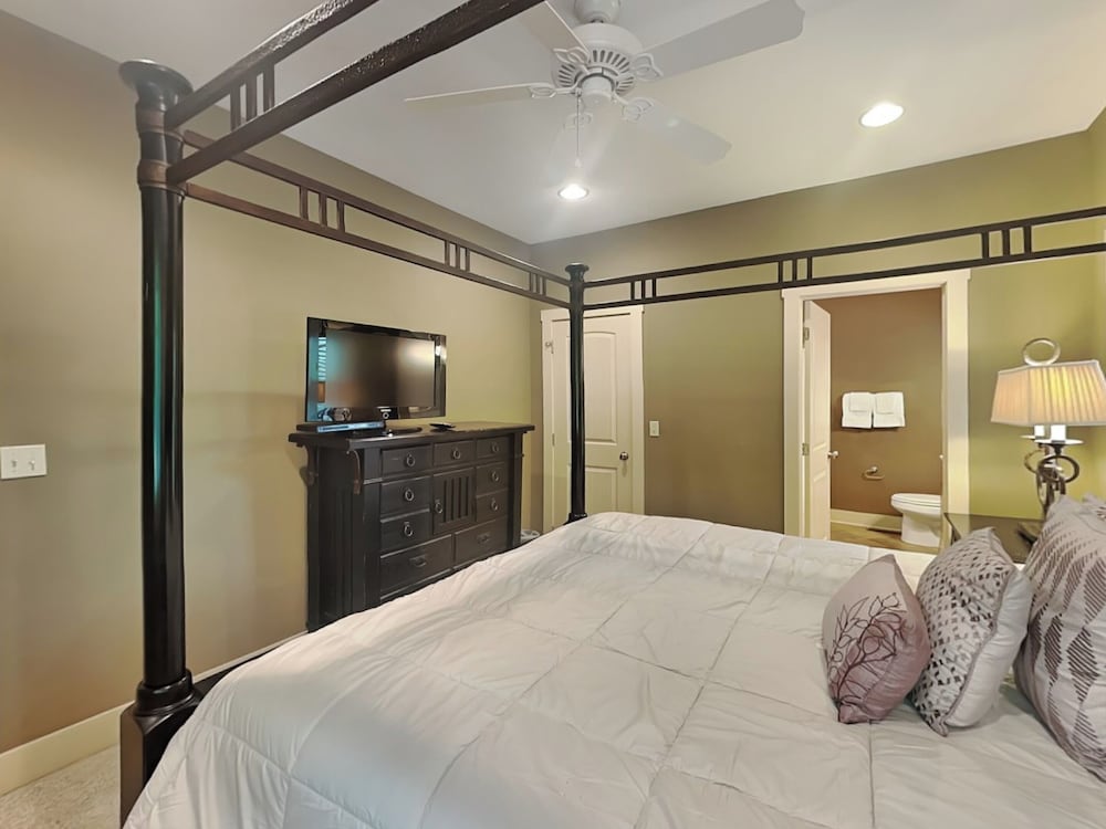 Gulfway Hideaway by Taylor Made Deep Creek
